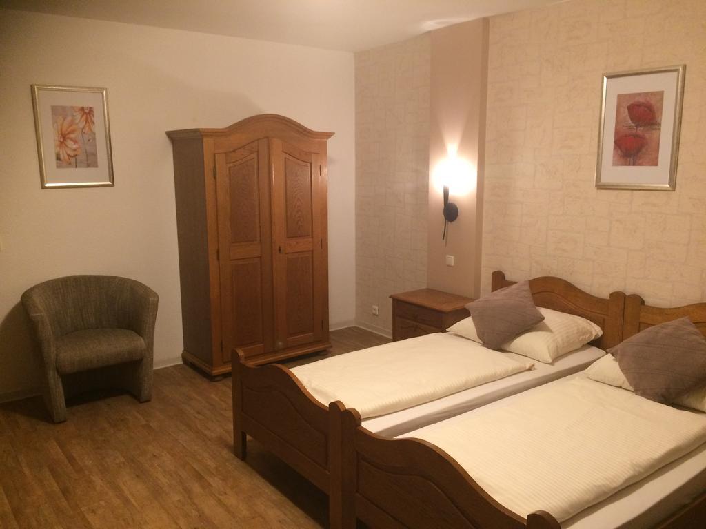 Hotel Zum Schnackel In Mainz Wiesbaden Bagian luar foto