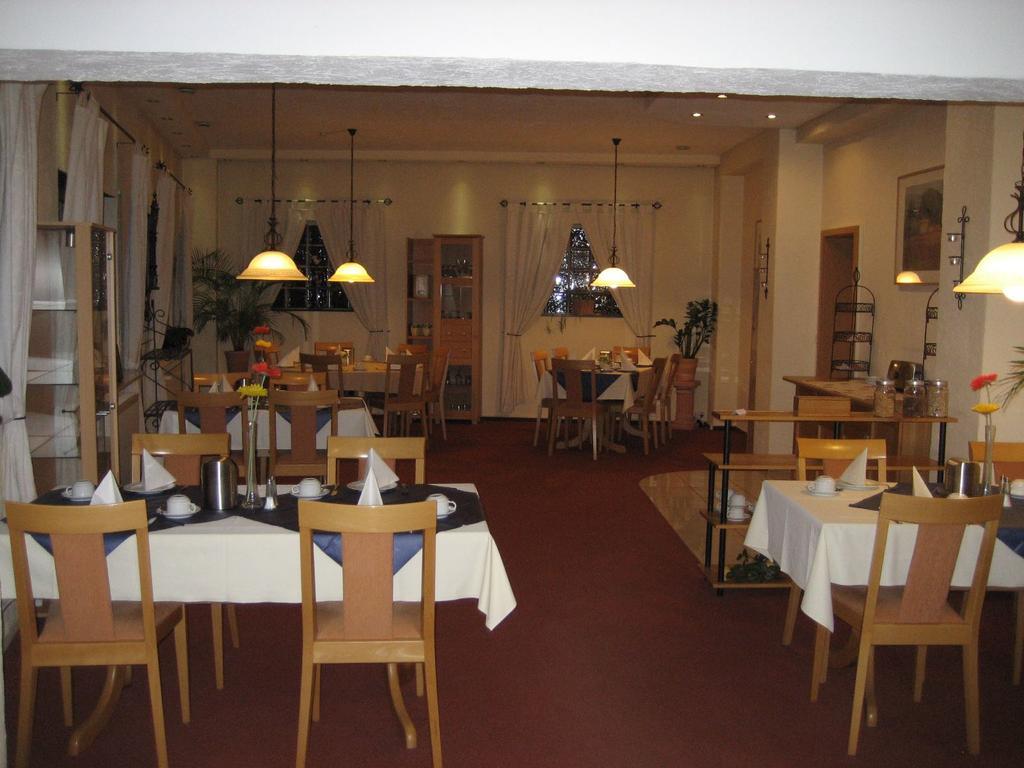 Hotel Zum Schnackel In Mainz Wiesbaden Bagian luar foto