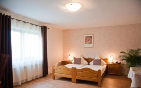 Hotel Zum Schnackel In Mainz Wiesbaden Bagian luar foto