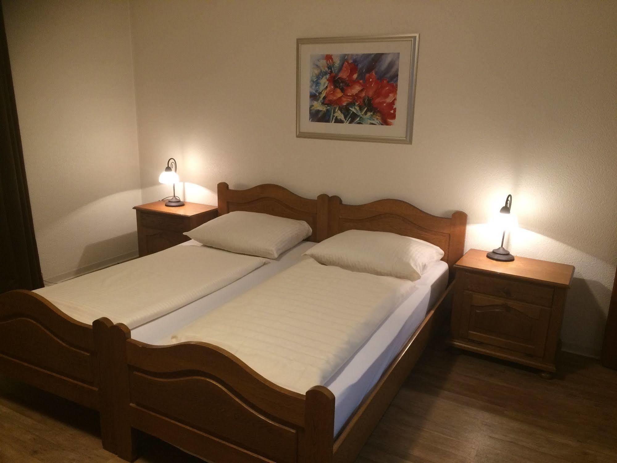 Hotel Zum Schnackel In Mainz Wiesbaden Bagian luar foto