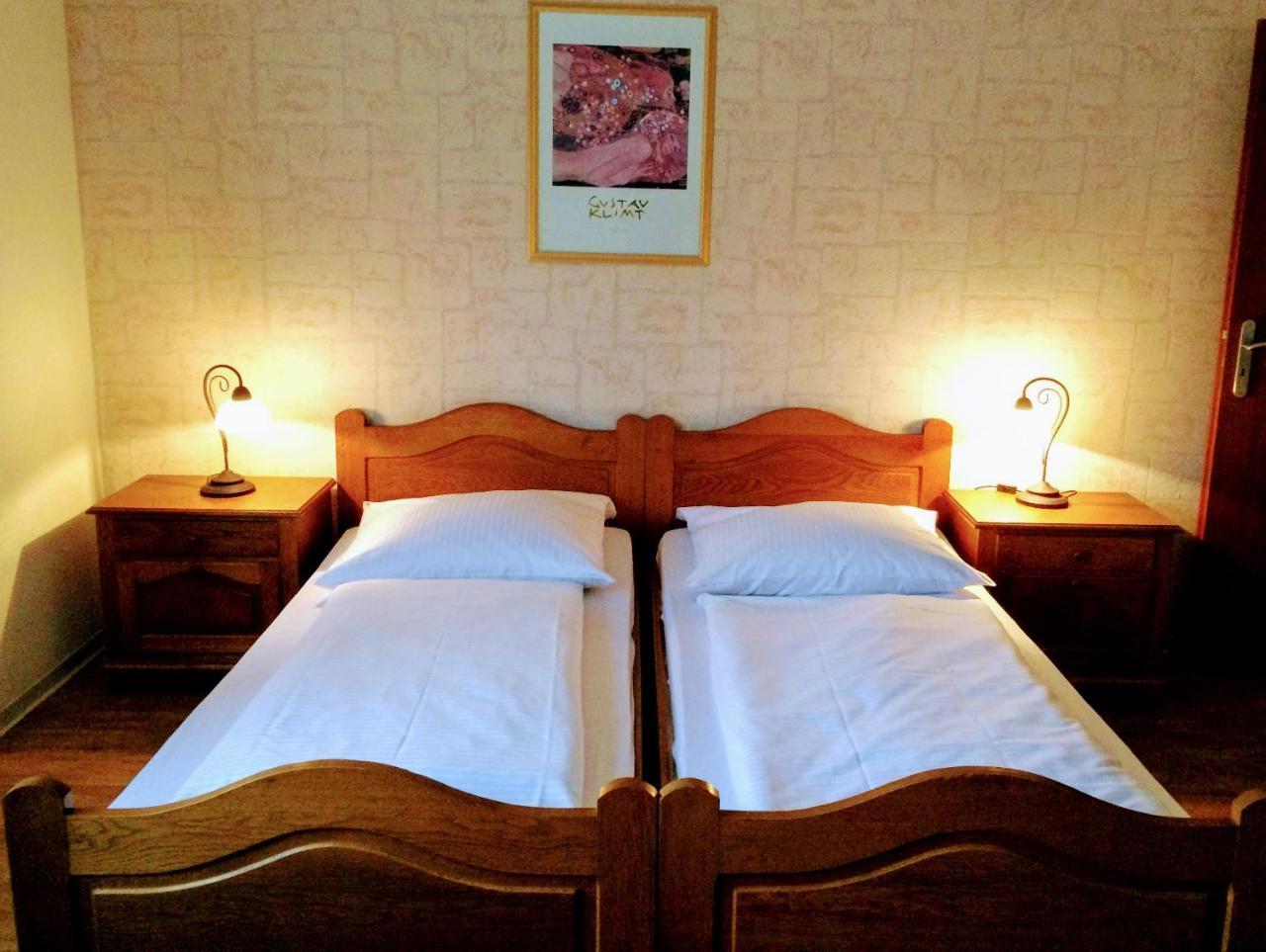 Hotel Zum Schnackel In Mainz Wiesbaden Bagian luar foto